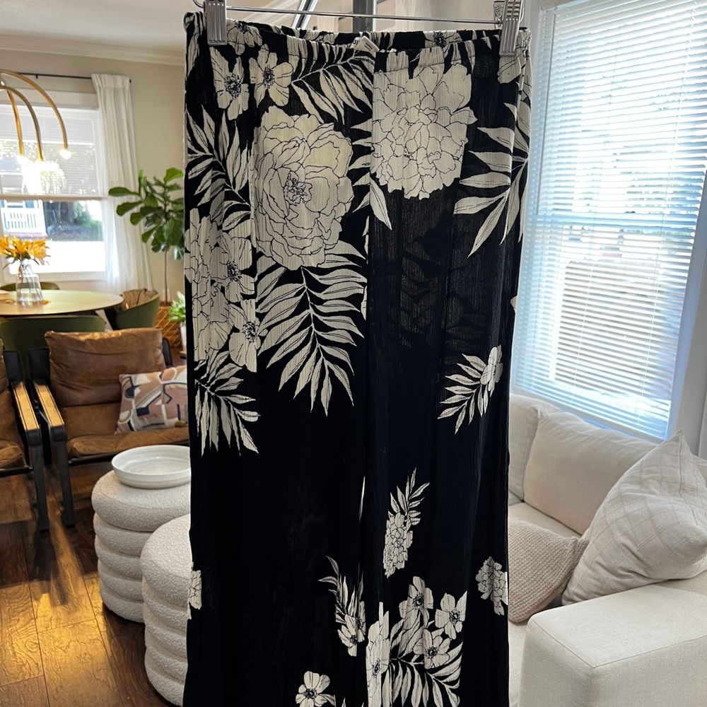 Billabong high waisted flair beach pants
